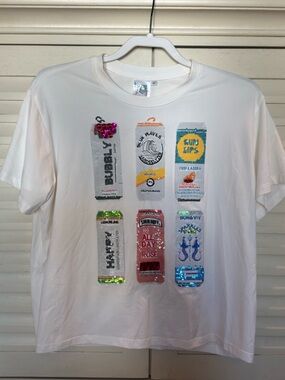 QUEEN OF SPARKLES White Sequin Beverage Graphic Tee